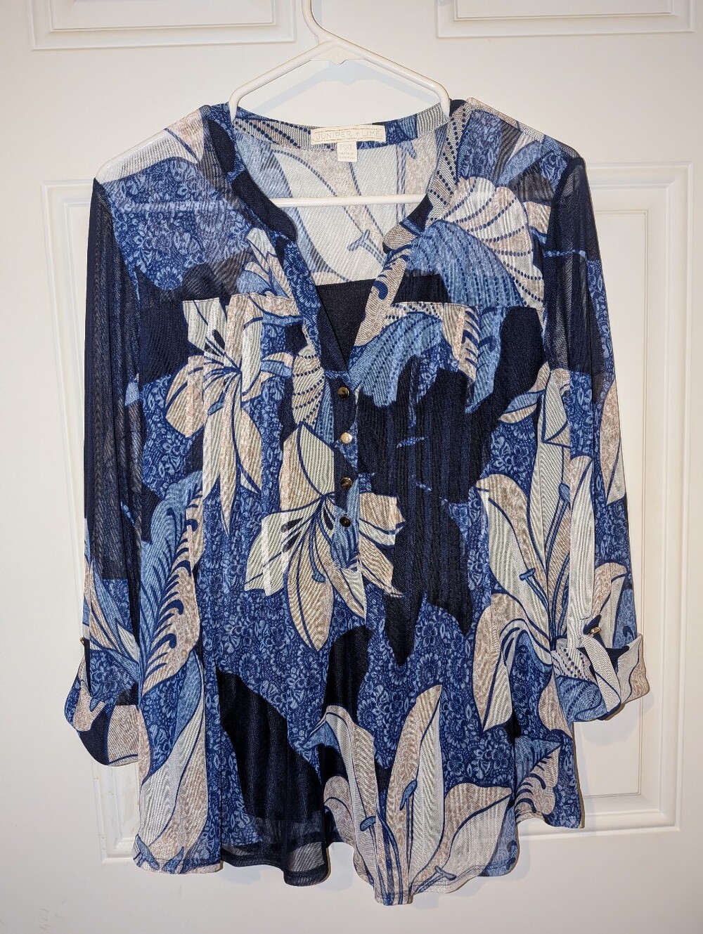 Juniper And Lime Navy and Cream Floral Button-Front Tunic